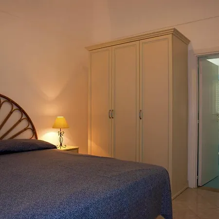 Turistcasa - La Parata 41 Apartment *